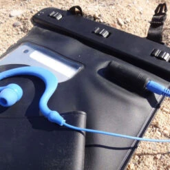 POCHETTE ETANCHE MP3 AVEC PRISE JACK ETANCHE SEAWAG -Kayak Libre Magasin pochette etanche mp3 avec prise jack etanche seawag 5