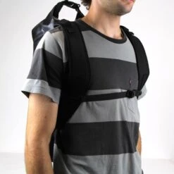 SAC ETANCHE HOWZIT 30L NOIR -Kayak Libre Magasin sac etanche ryde 30l noir 3