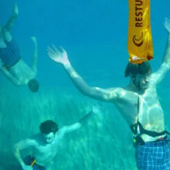 SYSTEME DE SAUVETAGE RESTUBE BEACH -Kayak Libre Magasin systeme de sauvetage restube beach 3